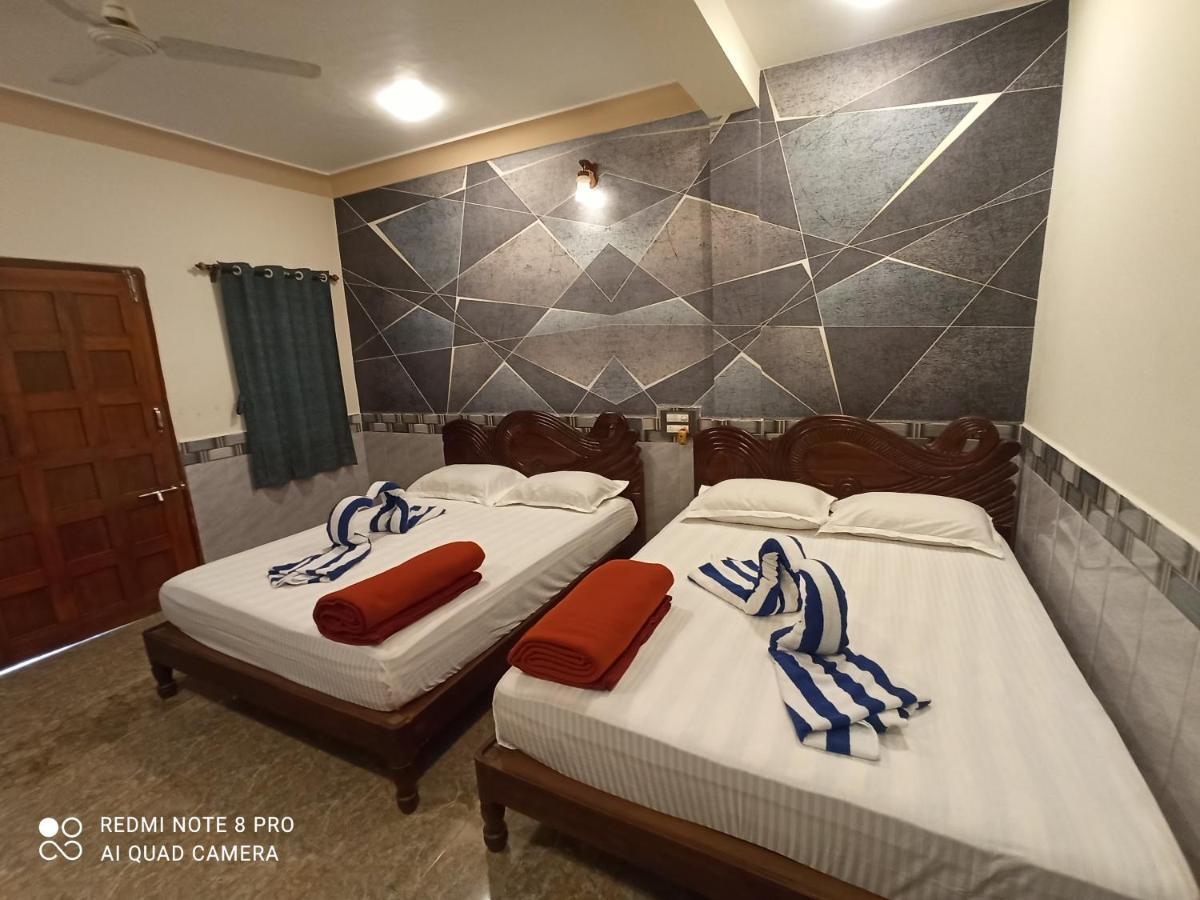 Guest house Monica Residency *